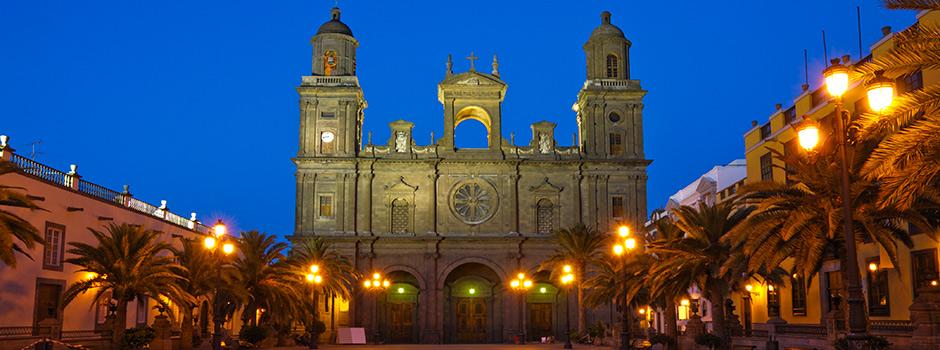 halfrond afstuderen Politiek Santa Ana Cathedral in Gran Canaria
